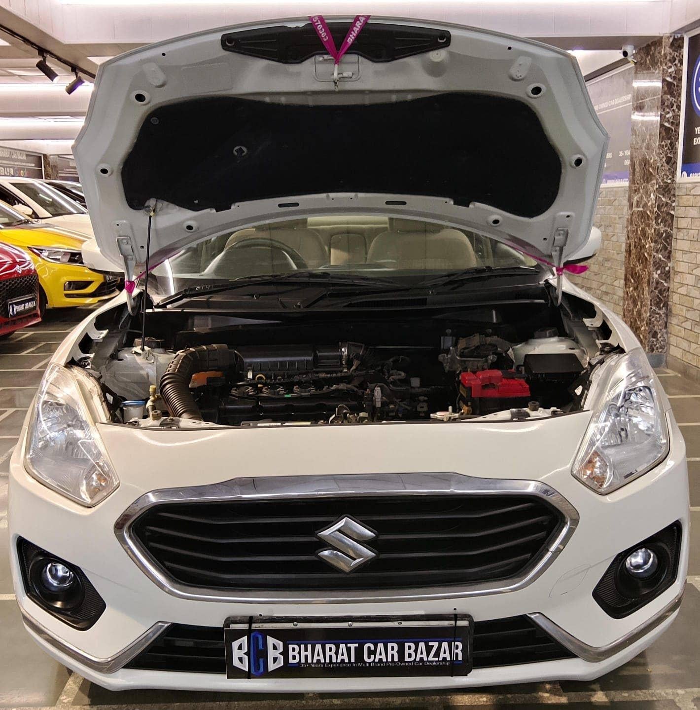 17,000 KMS MARUTI SWIFT DZIRE VXI PETROL (2018)