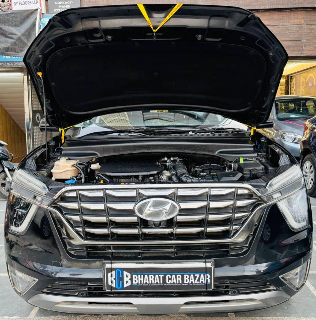 39,000 KMS HYUNDAI ALCAZAR SIGNATURE (O) 6 STR 1.5 DCT PETROL (2023)