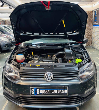 37,000 KMS VOLKSWAGEN POLO 1.2 MPI COMFOTLINE MT PETROL (2016)