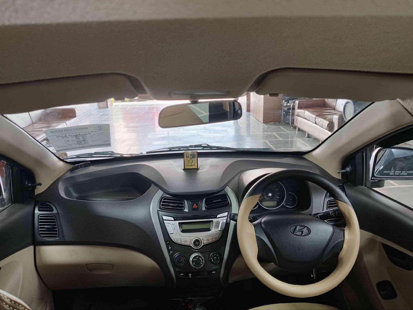 34000 KMS HYUNDAI EON MAGNA+ PETROL ( 2018)