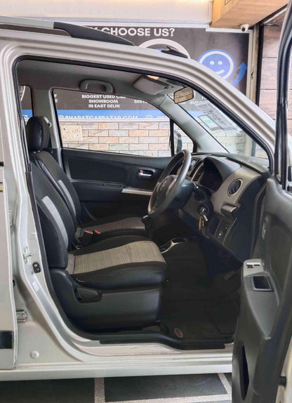 32,000 KMS MARUTI WAGONR LXI GREEN CNG (2011)