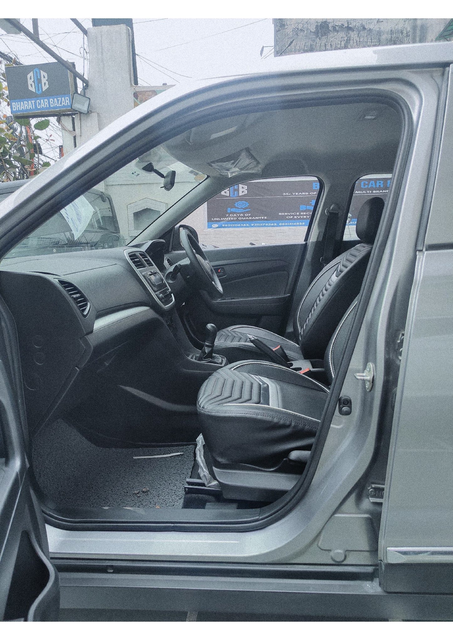 29,000 KMS MARUTI BREZZA 1.5 LXI PETROL (2021)