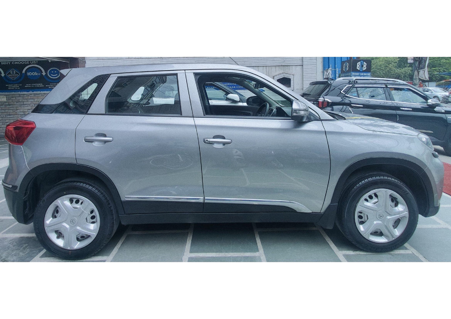 29,000 KMS MARUTI BREZZA 1.5 LXI PETROL (2021)