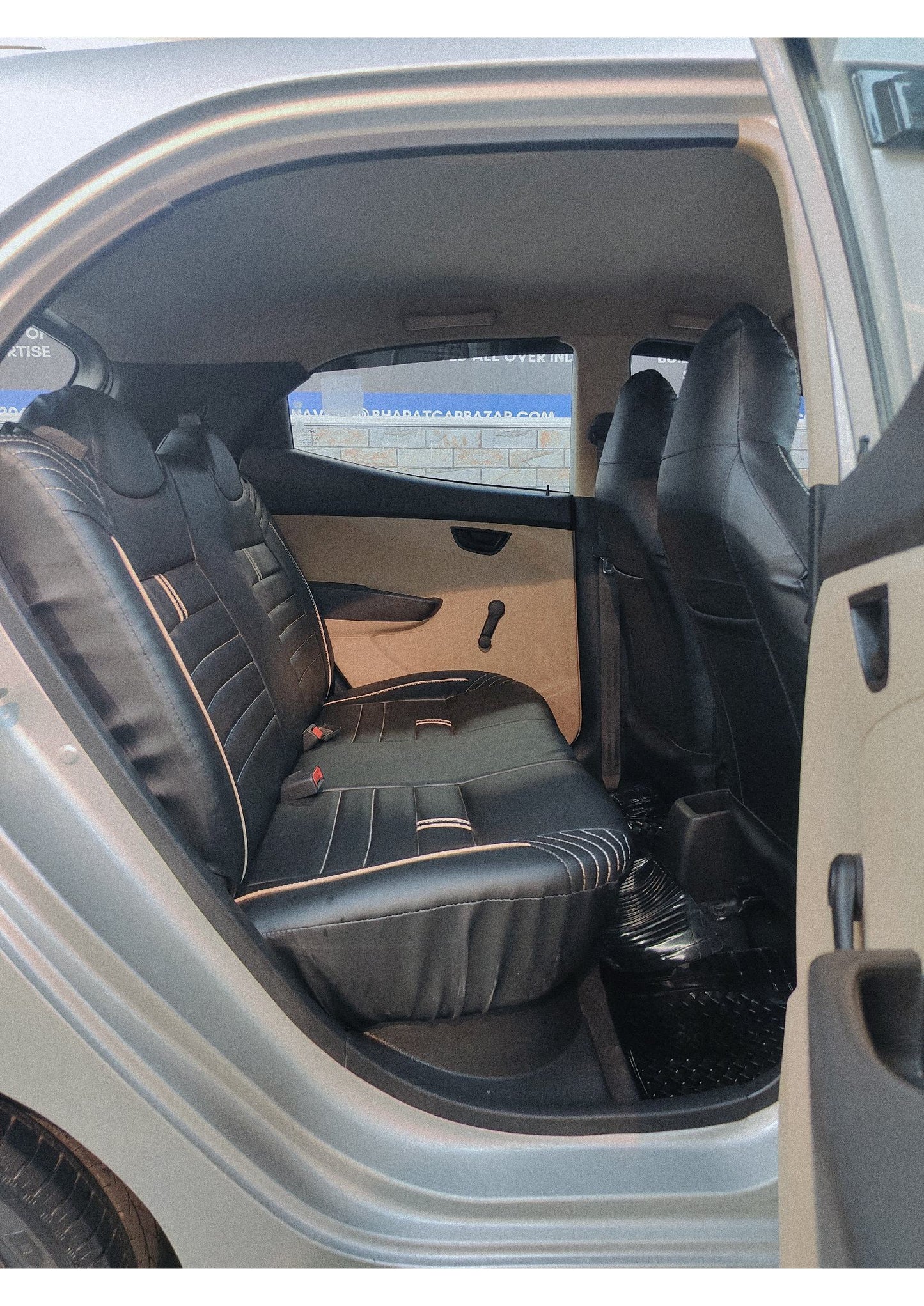18,000 KMS HYUNDAI EON MAGNA+ PETROL (2015)