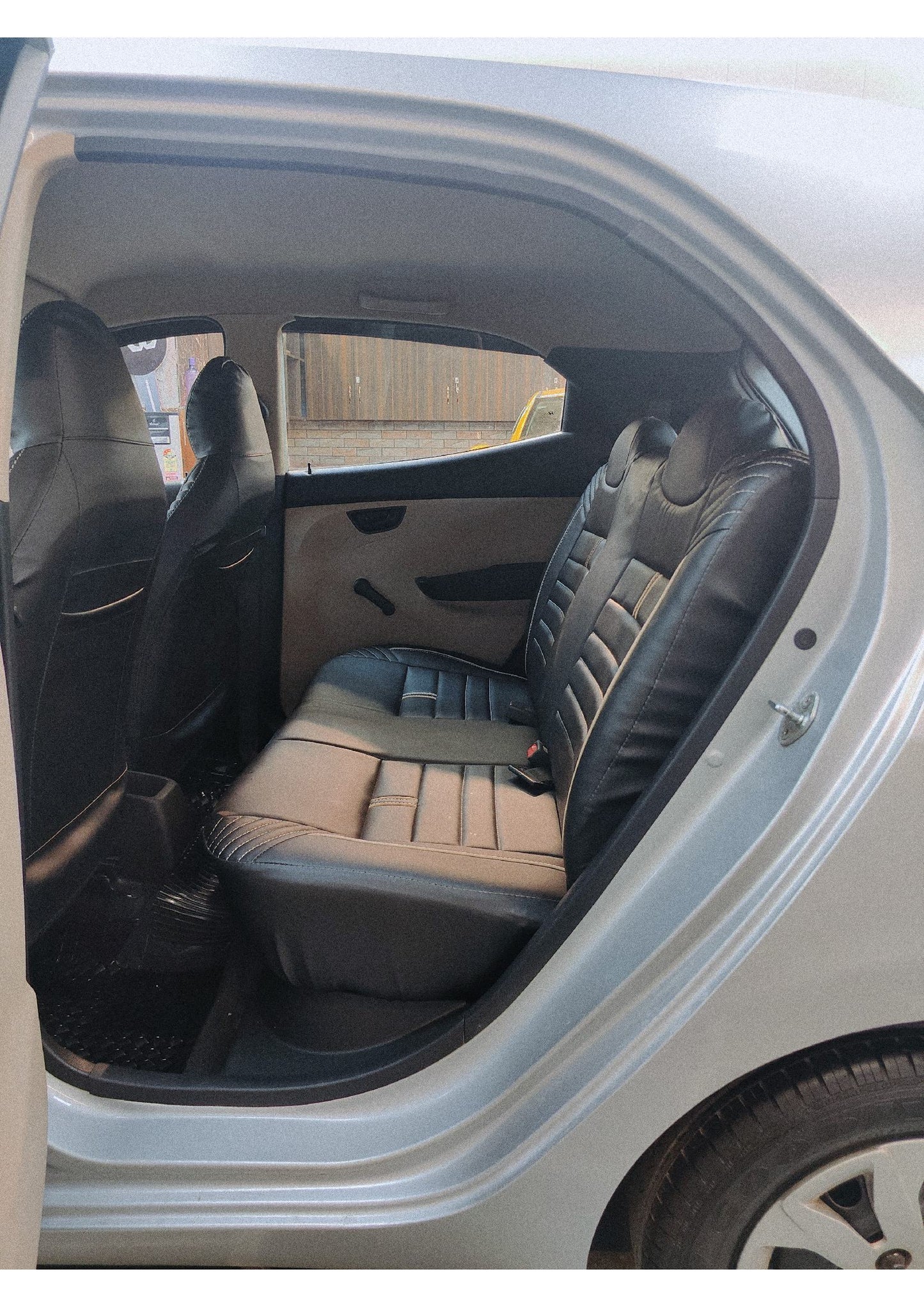 18,000 KMS HYUNDAI EON MAGNA+ PETROL (2015)