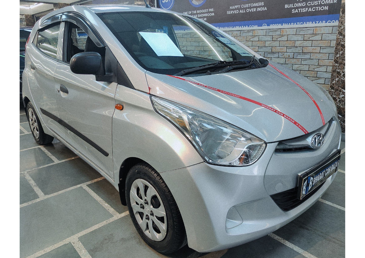 18,000 KMS HYUNDAI EON MAGNA+ PETROL (2015)