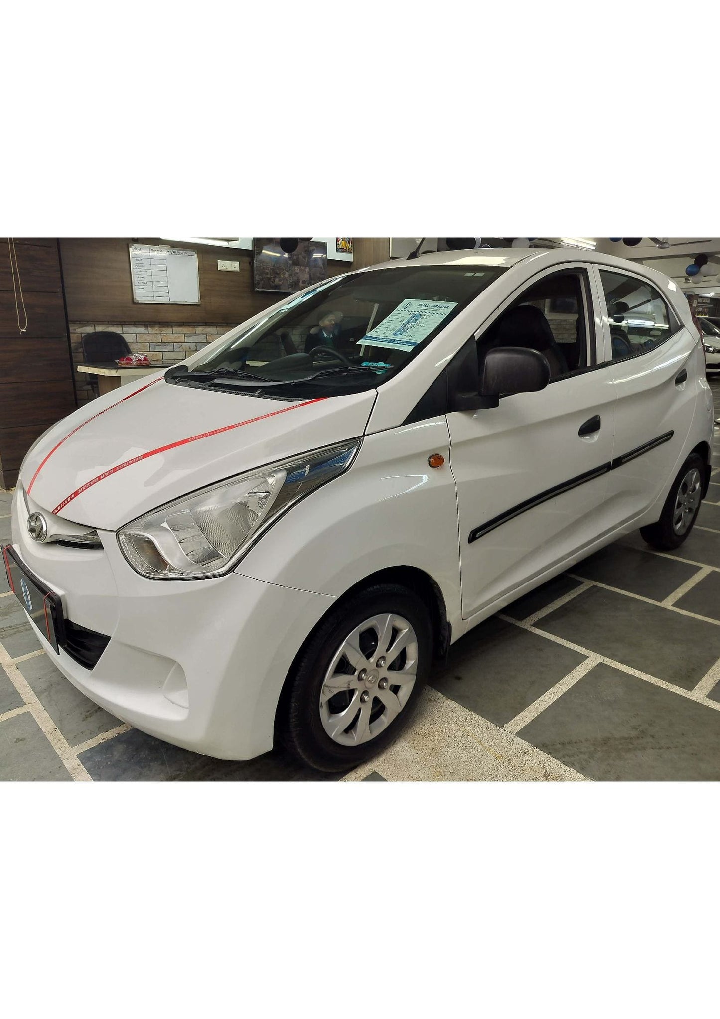 35,000 KMS HYUNDAI EON MAGNA+ PETROL (2016)