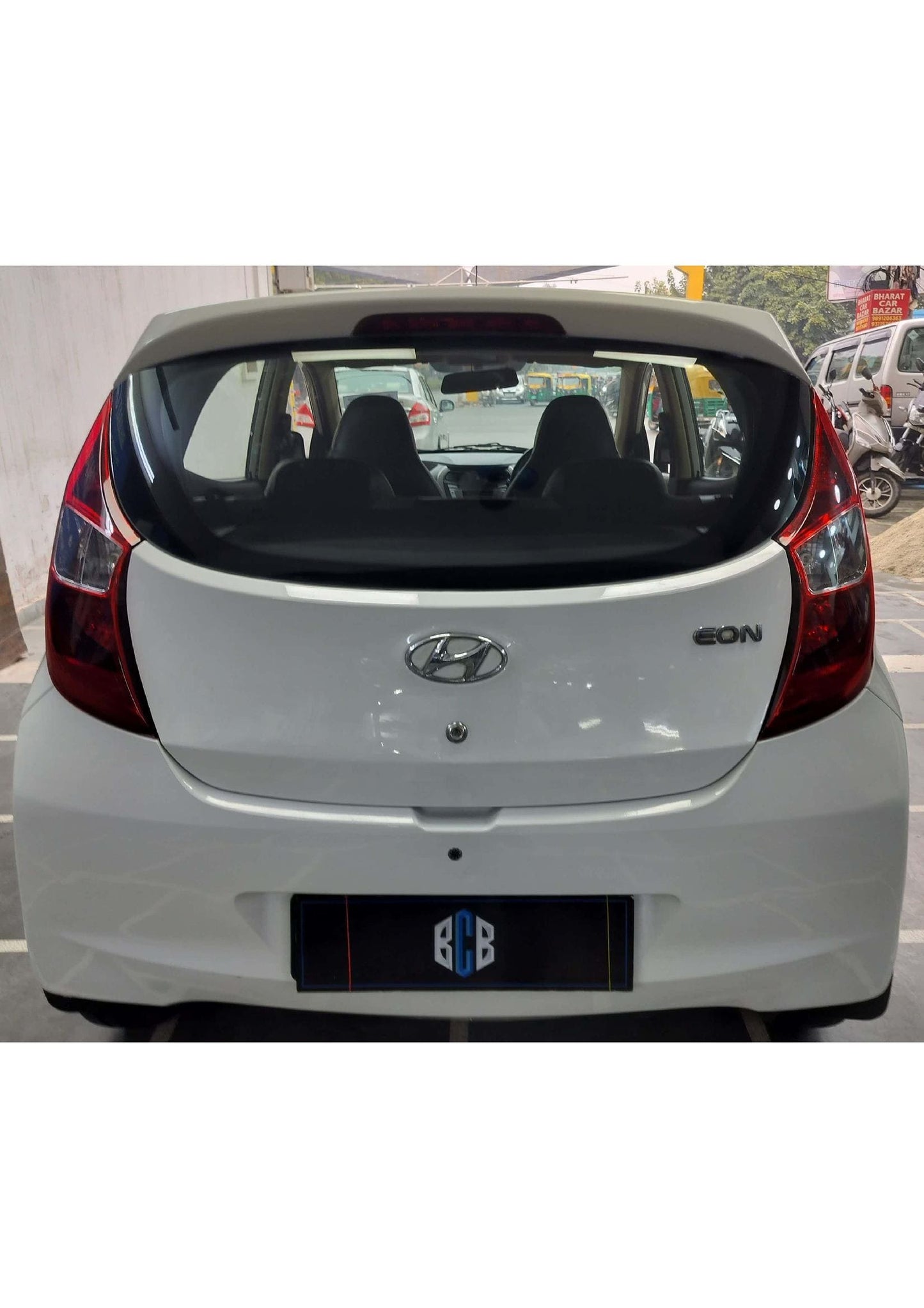 35,000 KMS HYUNDAI EON MAGNA+ PETROL (2016)