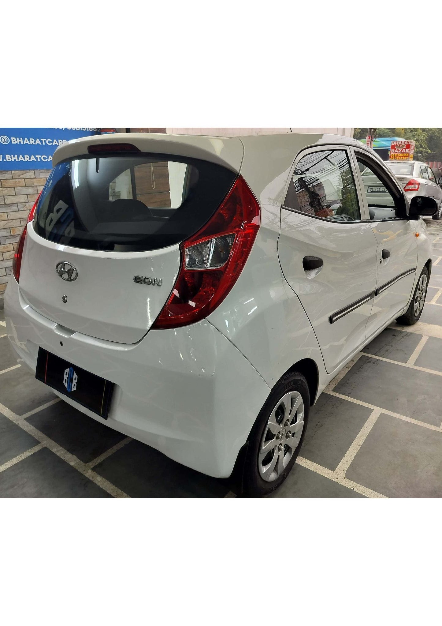 35,000 KMS HYUNDAI EON MAGNA+ PETROL (2016)