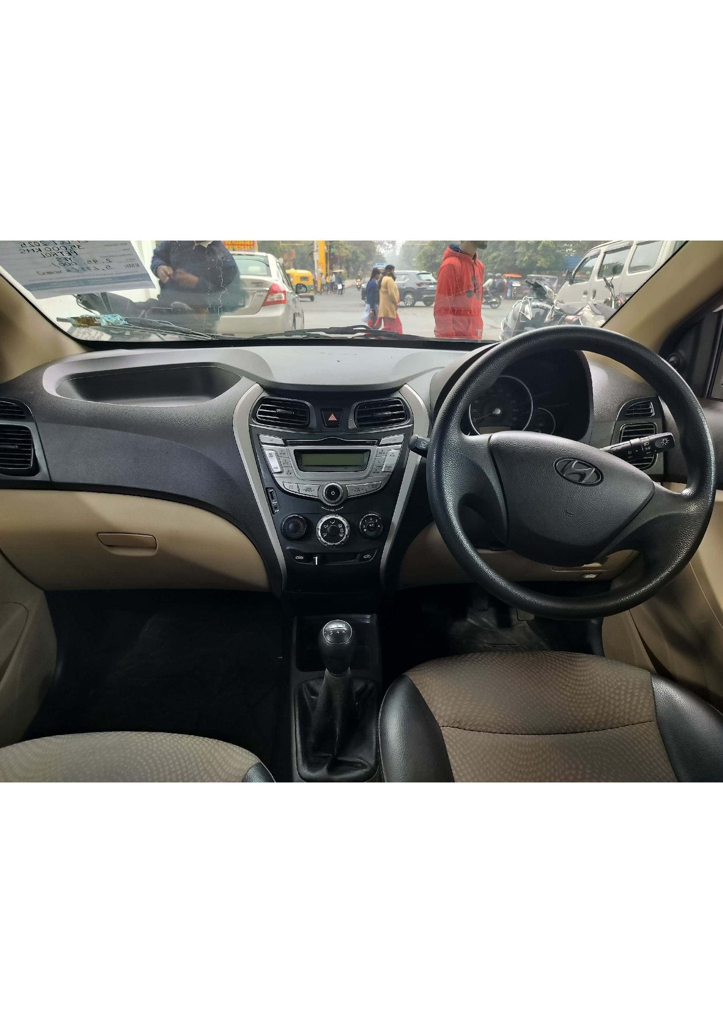 35,000 KMS HYUNDAI EON MAGNA+ PETROL (2016)