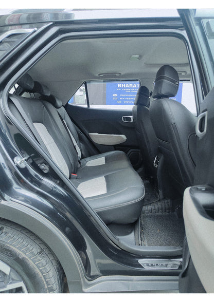 12,000 KMS HYUNDAI VENUE SX 1.0 TURBO DCT AUTOMATIC SUNROOF PETROL (2025)